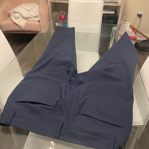 Lululemon Classic ABC Pants Slim Fit - Picture 4 of 4